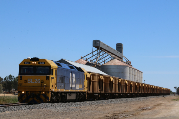 Hopetoun-Hamilton mineral sand trains - 2011 to 2017